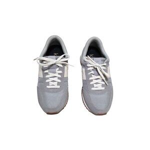 Kizik Milan Unisex Grey & White Sneakers Size M7/W9 Suede